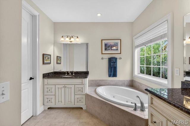 25 Magnolia Drive, St Louis, MO 63124