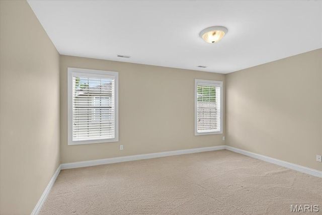 25 Magnolia Drive, St Louis, MO 63124