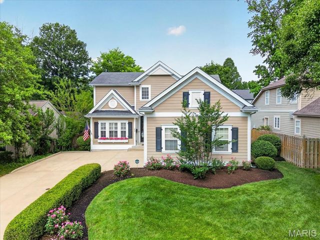 25 Magnolia Drive, St Louis, MO 63124