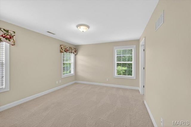 25 Magnolia Drive, St Louis, MO 63124