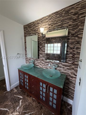 14101 SW 162nd St, Miami, FL 33177