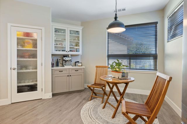 570 Little Lane, Exeter, CA 93221