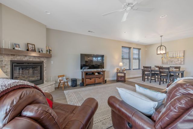 570 Little Lane, Exeter, CA 93221