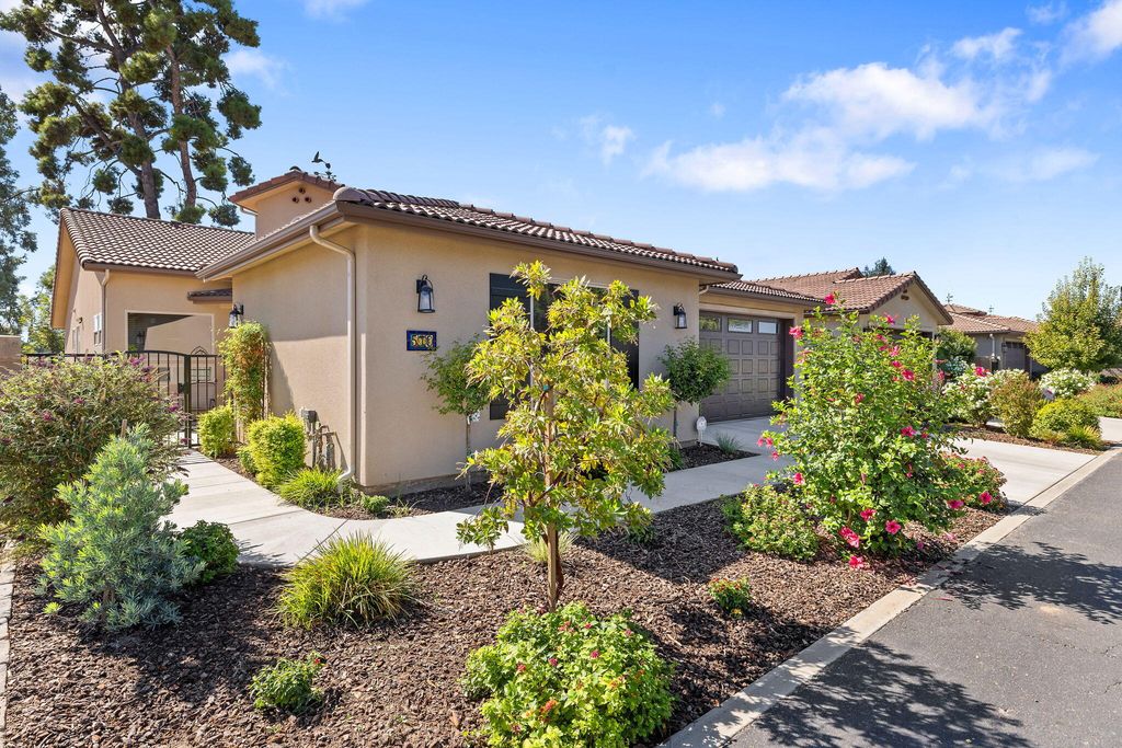 570 Little Lane, Exeter, CA 93221