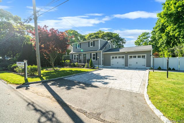 147 Baybright Drive E, Shirley, NY 11967