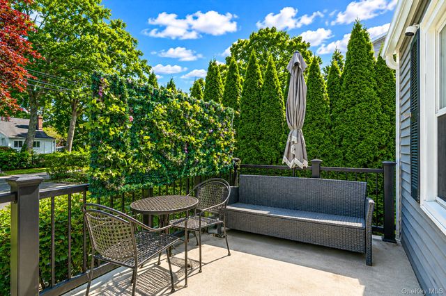 147 Baybright Drive E, Shirley, NY 11967