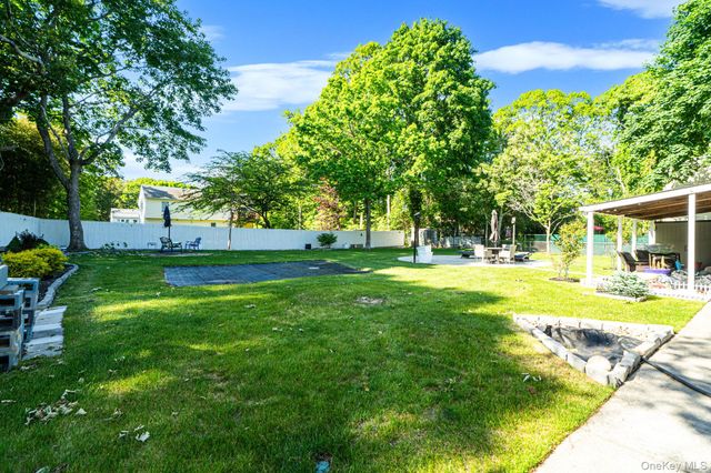 147 Baybright Drive E, Shirley, NY 11967