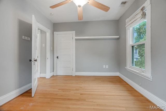 3627 Commonwealth Avenue, St Louis, MO 63143