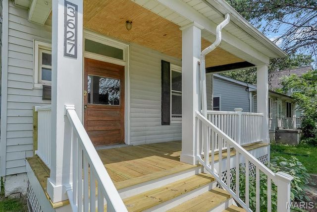 3627 Commonwealth Avenue, St Louis, MO 63143