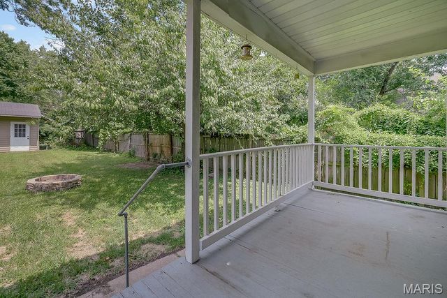 3627 Commonwealth Avenue, St Louis, MO 63143