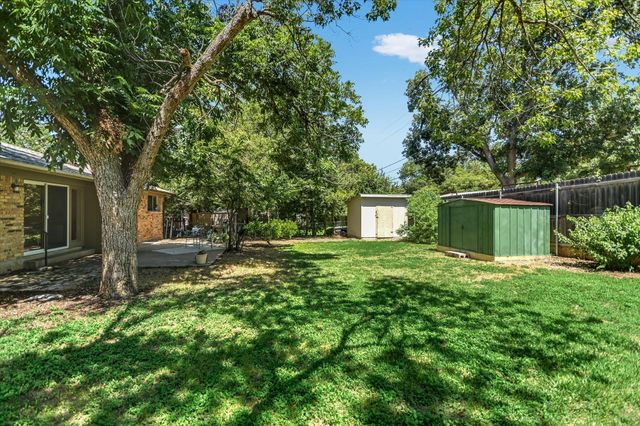 5611 Mapleleaf DR, Austin, TX 78723