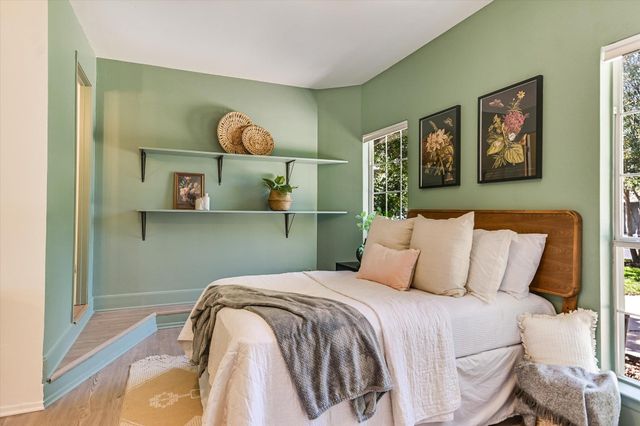 5611 Mapleleaf DR, Austin, TX 78723