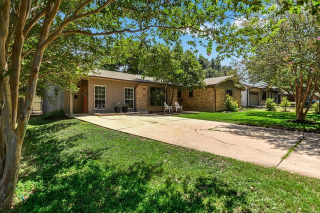 5611 Mapleleaf DR, Austin, TX 78723