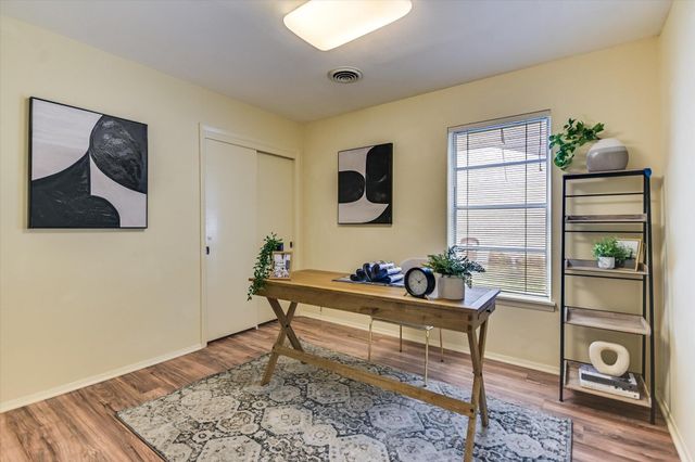 5611 Mapleleaf DR, Austin, TX 78723
