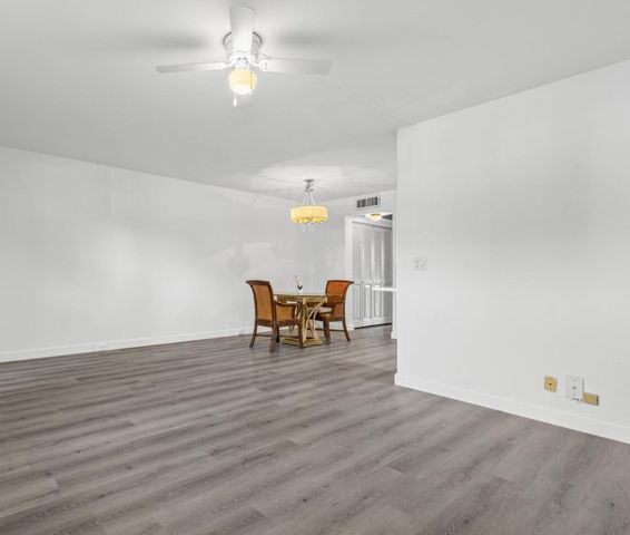 1038 Cambridge, Deerfield Beach, FL 33442