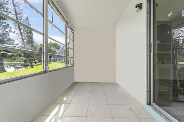 1038 Cambridge, Deerfield Beach, FL 33442
