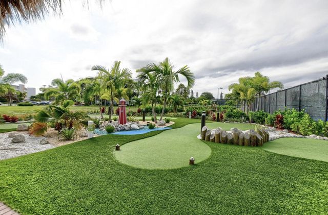 1038 Cambridge, Deerfield Beach, FL 33442