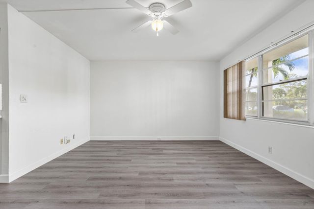 1038 Cambridge, Deerfield Beach, FL 33442