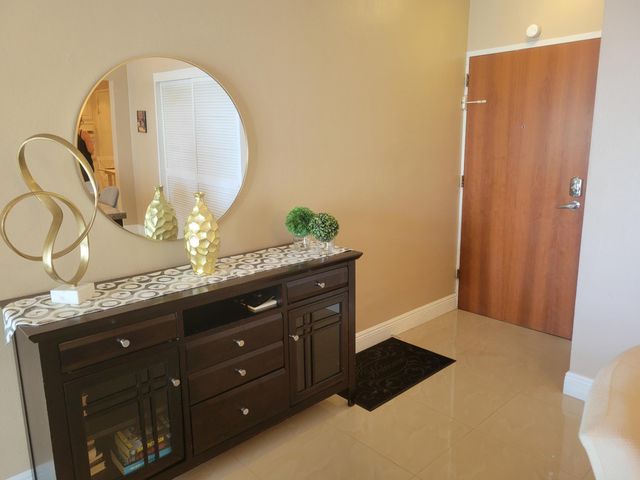 3901 S Ocean Drive 12t, Hollywood, FL 33019