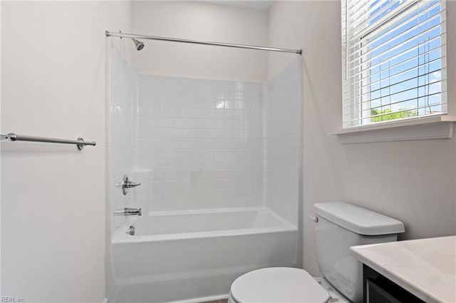 2400 Venture Way Unit C, Suffolk, VA 23434