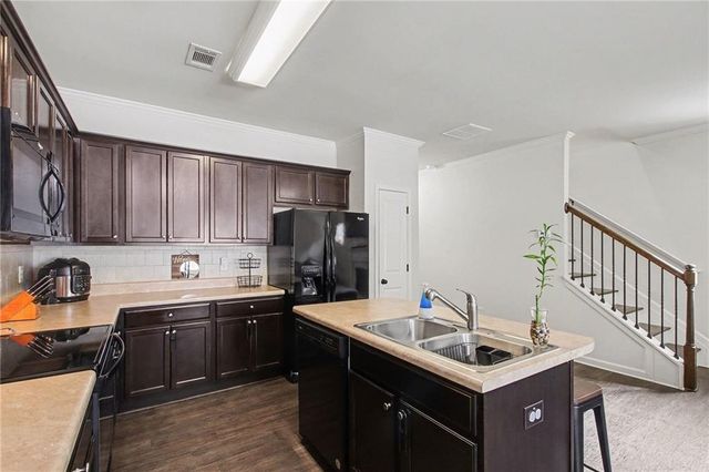 5345 Timber Hills Drive, Oakwood, GA 30566