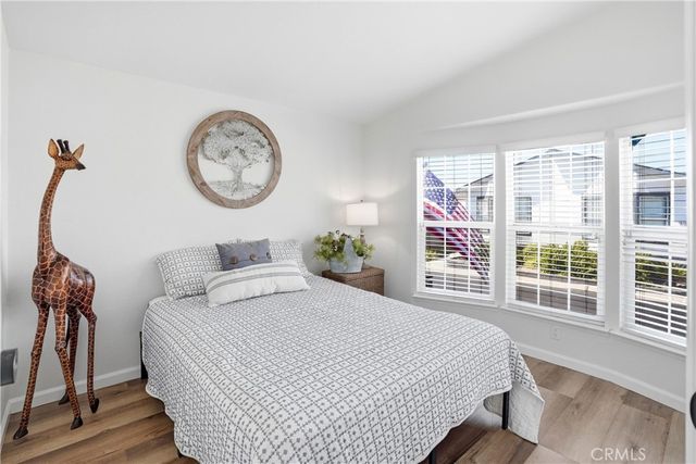 23301 Ridge Route 35, Laguna Hills, CA 92653