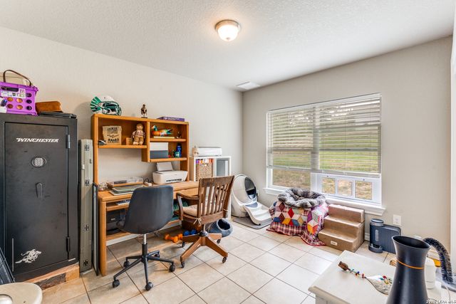 560 Hillside, Spring Branch, TX 78070