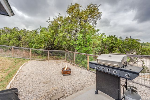 560 Hillside, Spring Branch, TX 78070