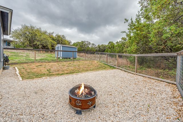 560 Hillside, Spring Branch, TX 78070