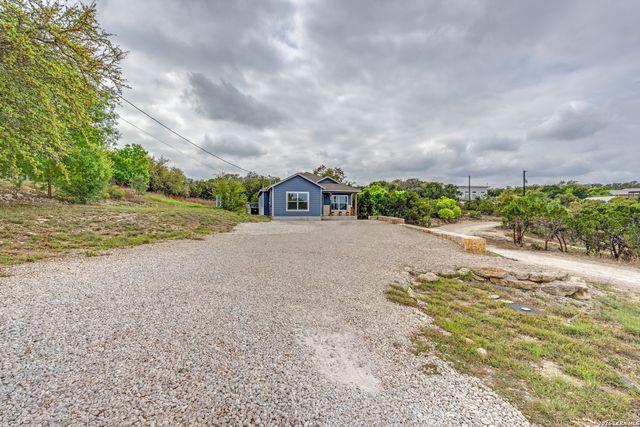 560 Hillside, Spring Branch, TX 78070