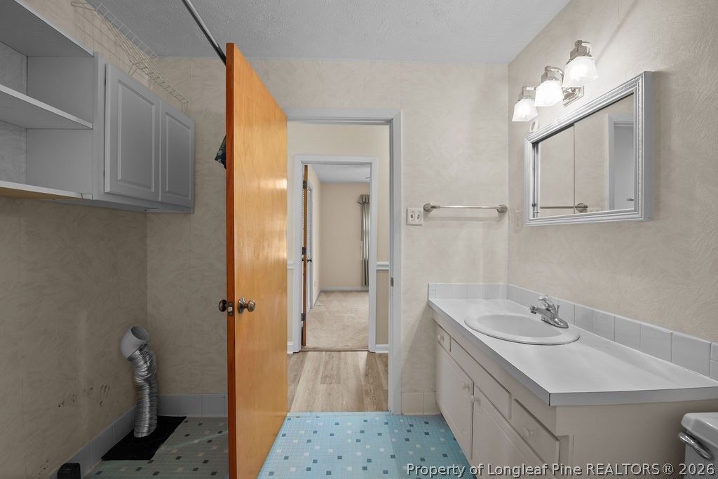 7588 Deerwood Drive, Fayetteville, NC 28303 — photo 18