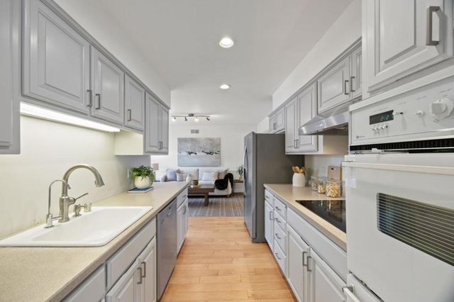 440 Madison Avenue, San Bruno, CA 94066