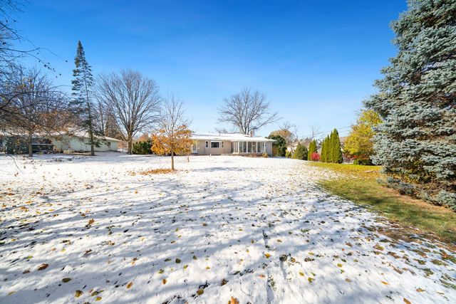 6525 Broadview Avenue, Belvidere, IL 61008