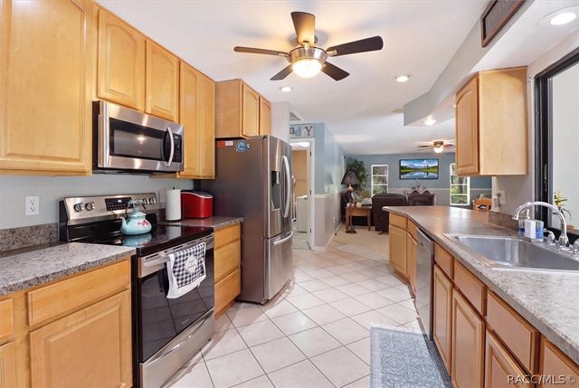 12 Asters Court, Homosassa, FL 34446