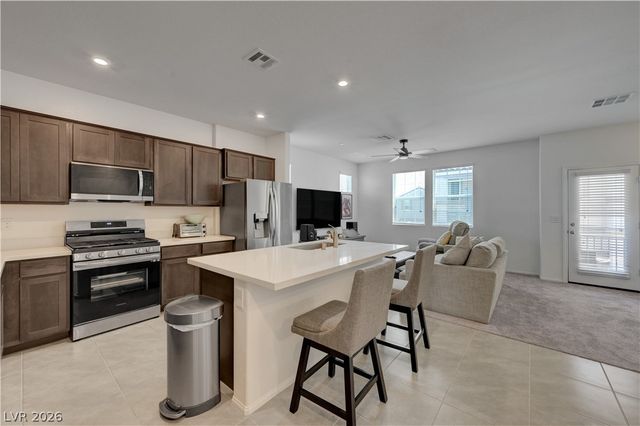 678 Anemone Lane, Henderson, NV 89015