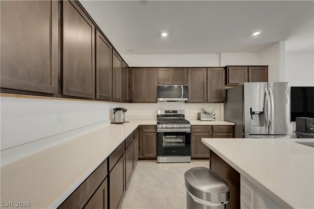 678 Anemone Lane, Henderson, NV 89015