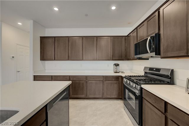 678 Anemone Lane, Henderson, NV 89015