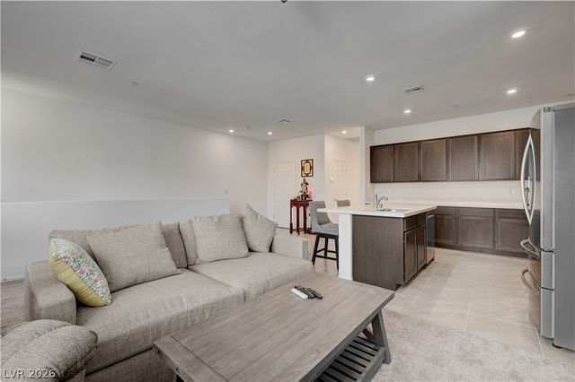 678 Anemone Lane, Henderson, NV 89015