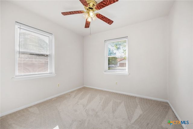 1315 W Avenue B, Lampasas, TX 76550