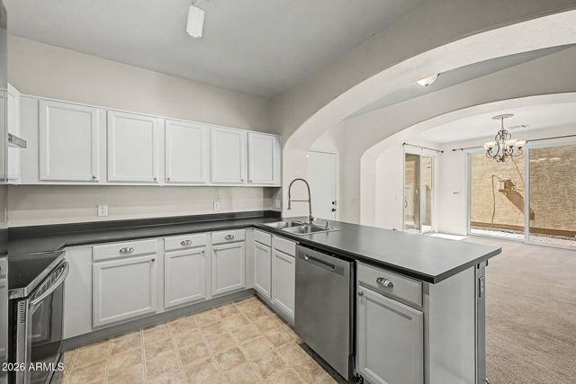 3585 S RANGER Trail, Gilbert, AZ 85297