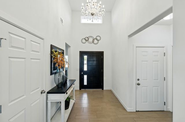 608 SOUTHERN Boulevard SW, Rio Rancho, NM 87124