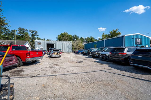 8928 Homestead Road, Houston, TX 77016