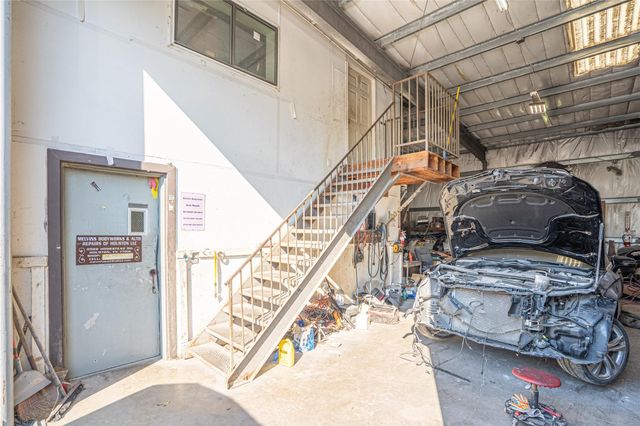 8928 Homestead Road, Houston, TX 77016