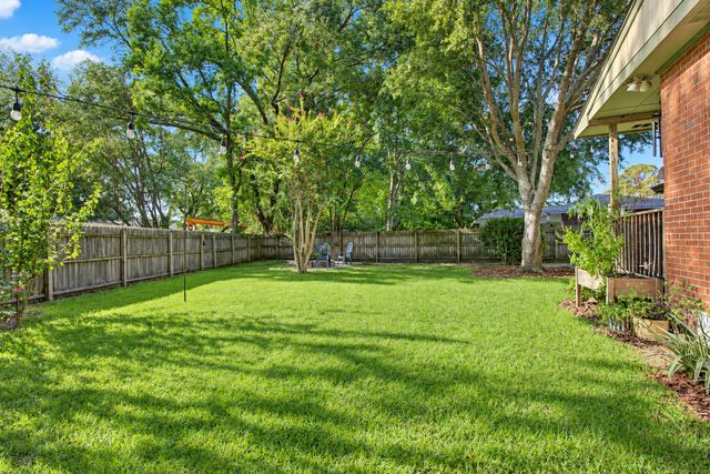 338 Stinson Drive, Charleston, SC 29407