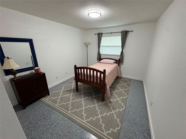 5720 13TH AVENUE N 106B, St Petersburg, FL 33710