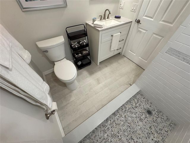 5720 13TH AVENUE N 106B, St Petersburg, FL 33710