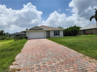 3754 NE 16th PL, Cape Coral, FL 33909
