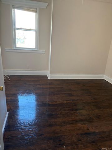 106 Saratoga Avenue, Yonkers, NY 10705