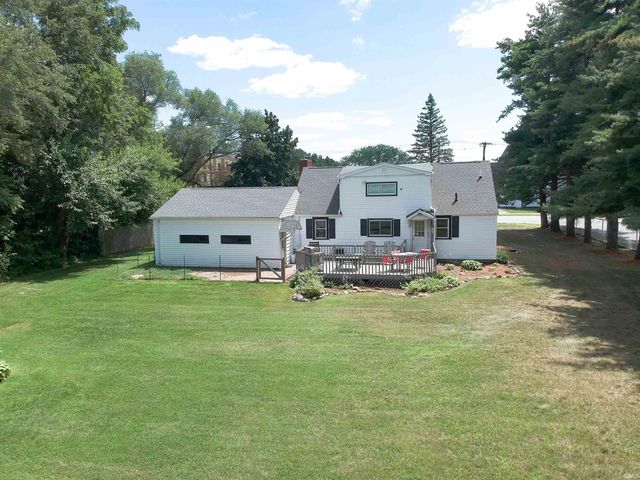 26589 County Road 4, Elkhart, IN 46514