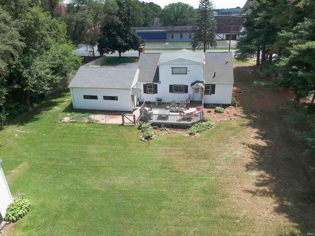 26589 County Road 4, Elkhart, IN 46514
